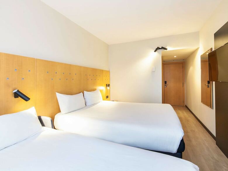 Hotel Alcal� De Henares