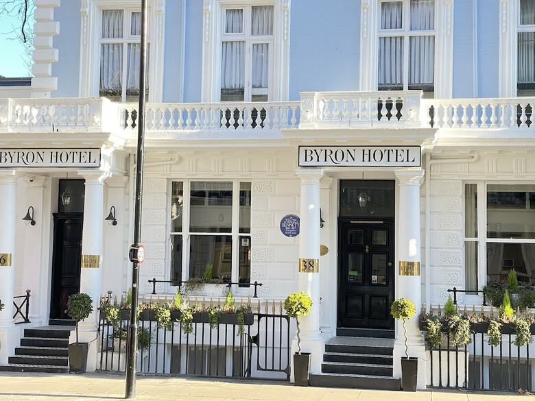 Hotel Byron