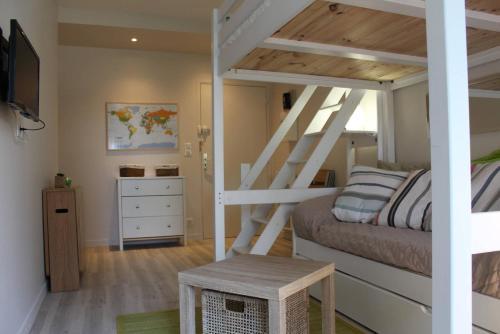 Apartamento Studio And Rooftop Pool With A View