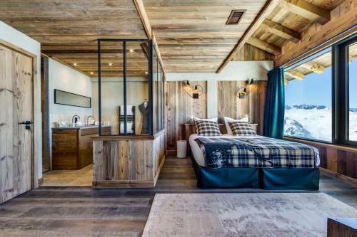 Luxury 8 Bedroom Apartment 380m2 - 2 551m Altitude