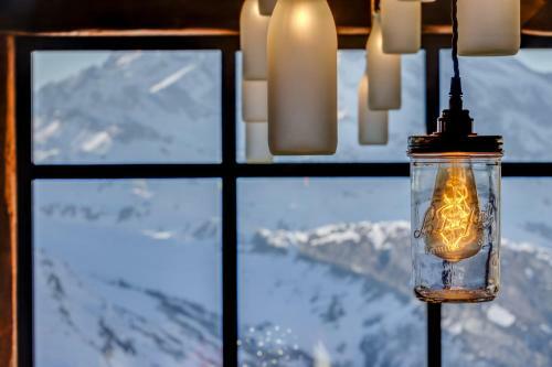 Luxury 8 Bedroom Apartment 380m2 - 2 551m Altitude
