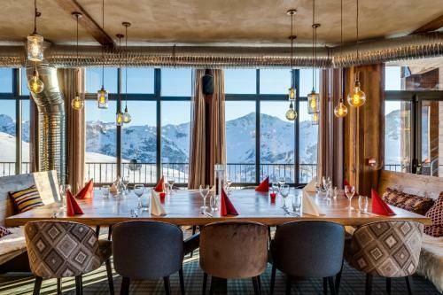 Luxury 8 Bedroom Apartment 380m2 - 2 551m Altitude