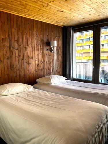 Alberta Hotel
