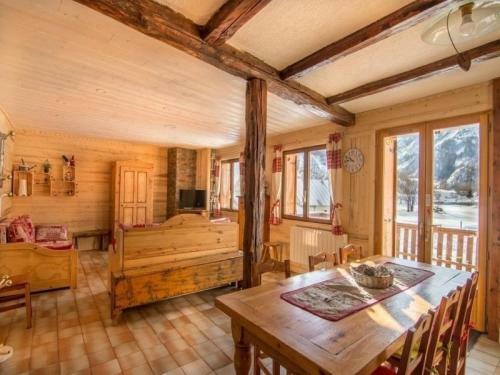 Apartment Chalet La Barmette