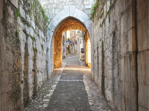 Two-bedroom Holiday Home In St Paul De Vence