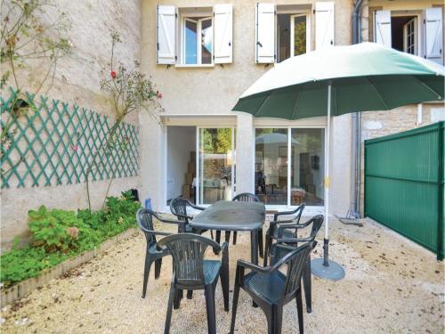 Five-bedroom Holiday Home In Savignac-les-eglises