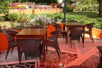 Hotel Briz 2