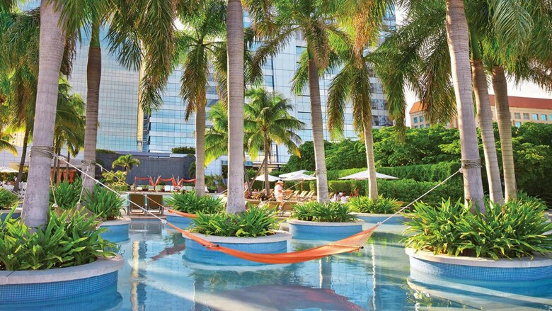 Four Seasons Hotel Miami