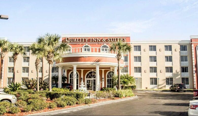 Hotel Ramada Heritage Park