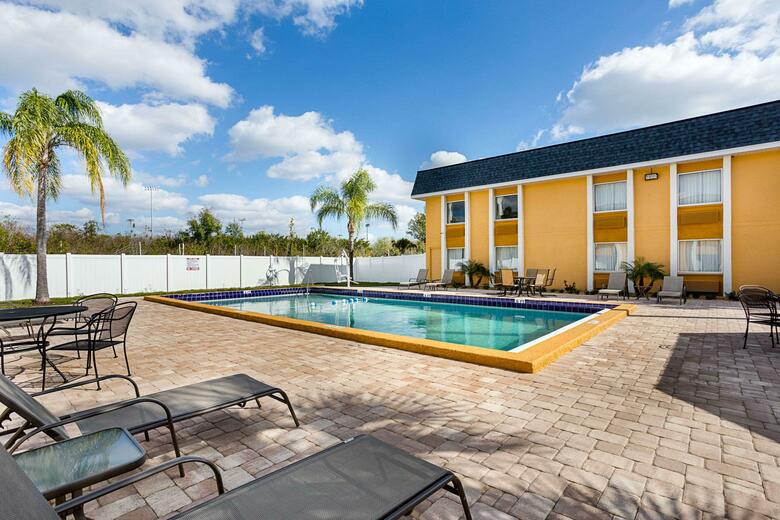 Hotel Ramada Heritage Park
