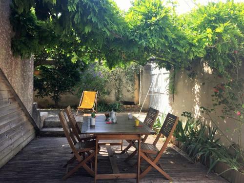 Clos Des Gouverneurs