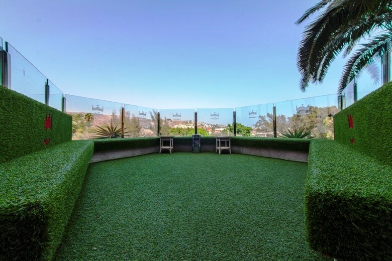 Aparthotel Corona Roja