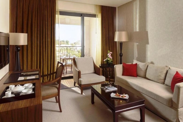 Hotel Cascade Wellness And Lifestyle Resort