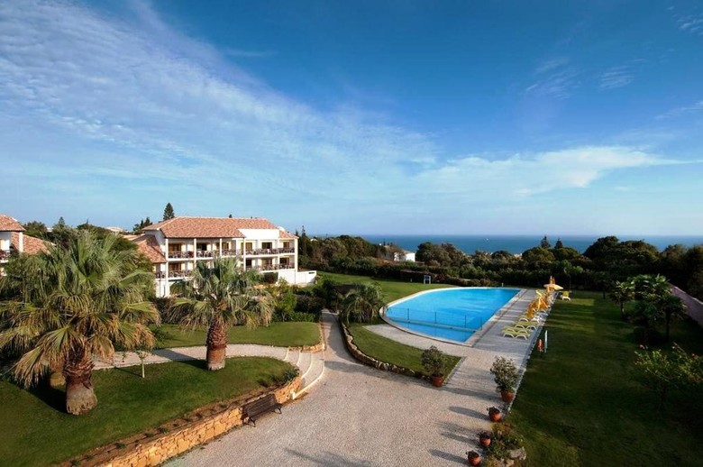 Hotel Luzmar Villas