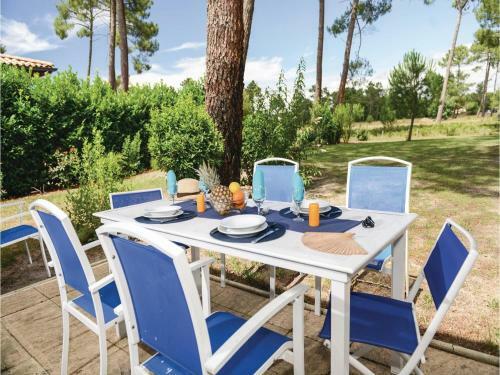 Two-bedroom Holiday Home In Gujan Mestras