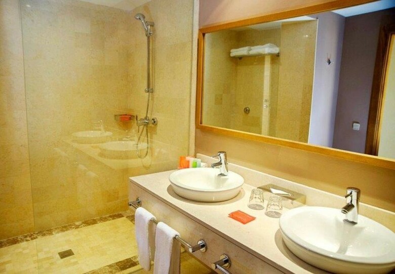 Hotel Secrets Royal Beach Punta Cana