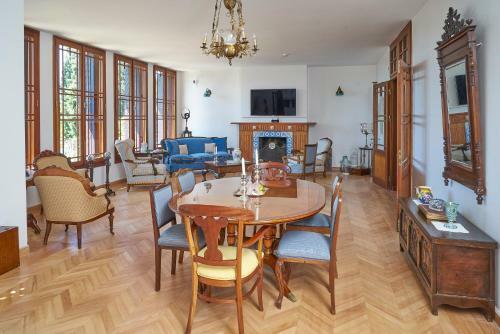 Bed & Breakfast Villa Tara�a Ala�at? Romantik Otel