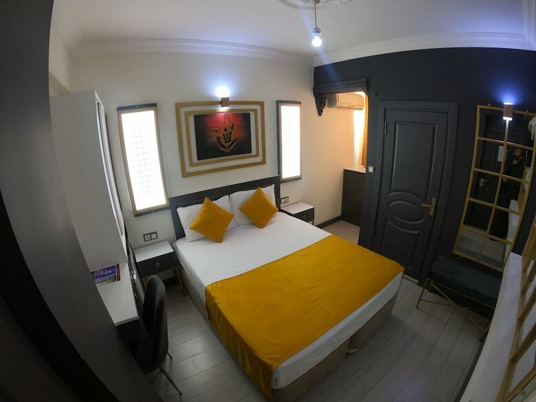 Exporoyal Hotel