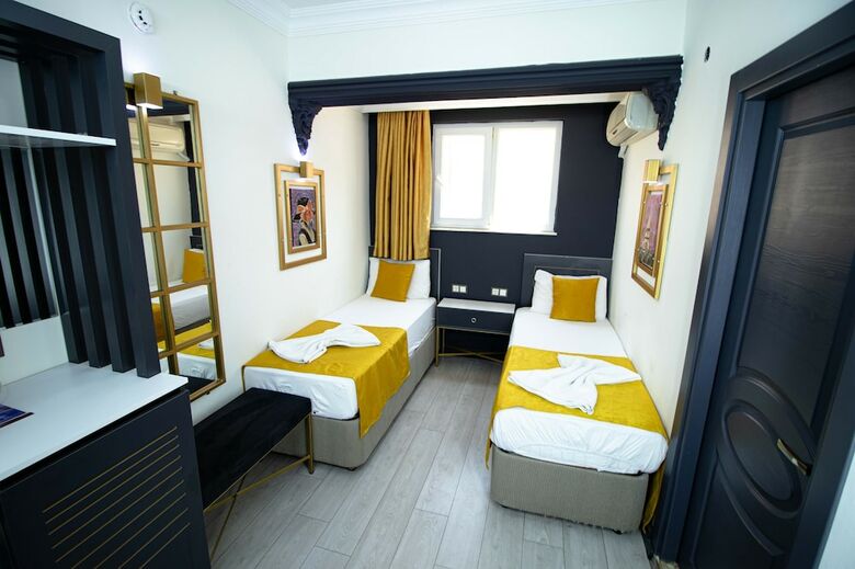 Exporoyal Hotel
