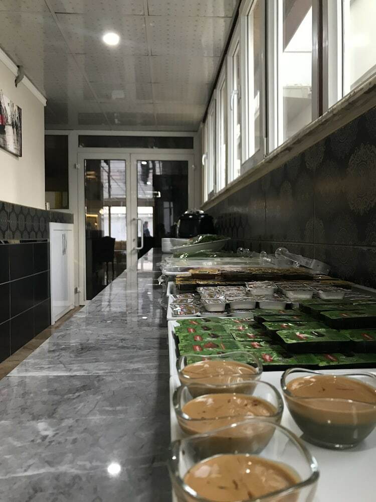 Exporoyal Hotel