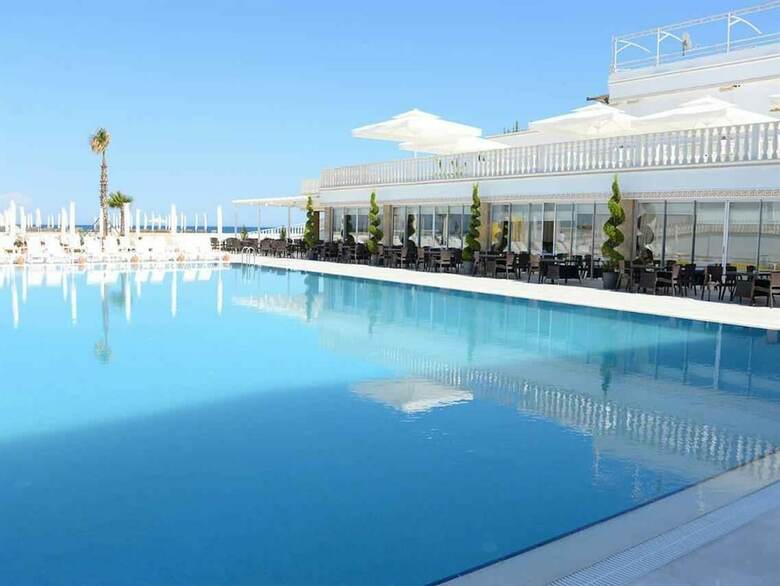 Hotel Maya World Imperial