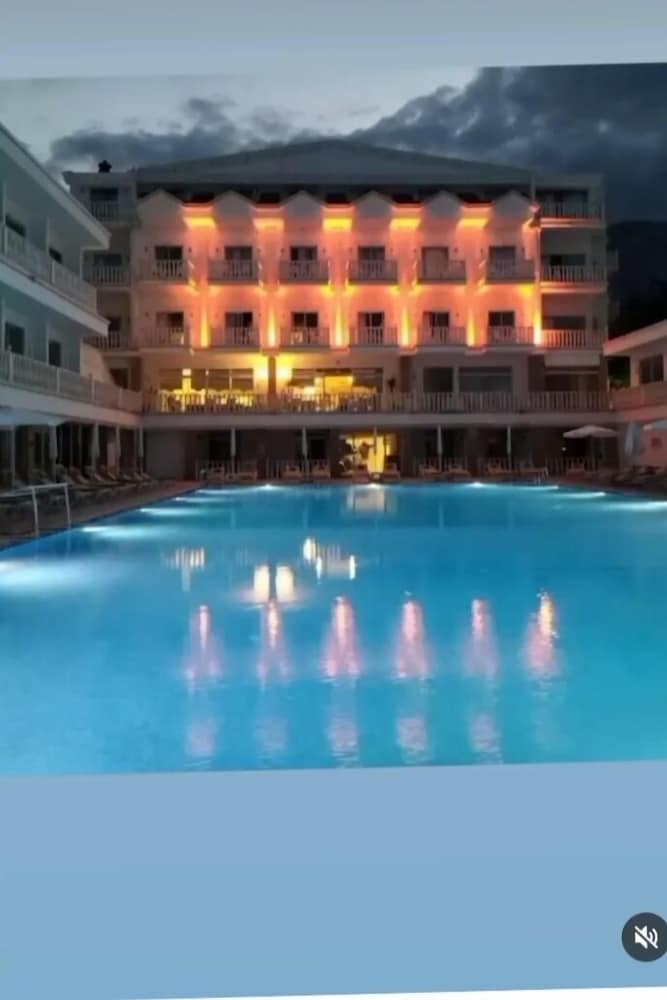 Hotel Maya World Imperial
