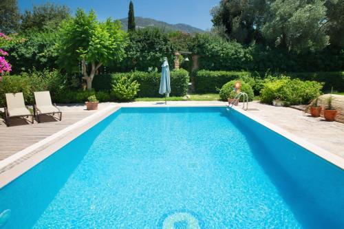 Important Group | Villa Costa