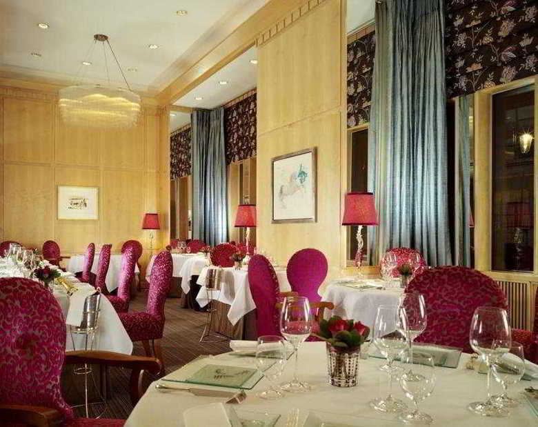 Hotel The Capital