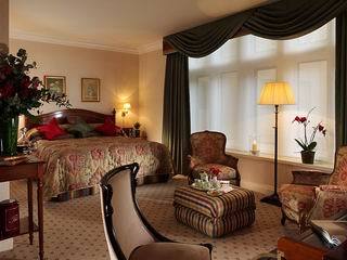 Hotel The Capital