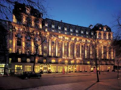 Hotel Waldorf Hilton