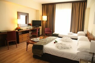 Hotel NH Royal Palace