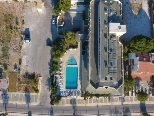 Wa �e?me Farm Hotel Beach Resort & Spa
