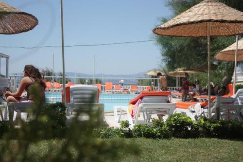 Wa �e?me Farm Hotel Beach Resort & Spa