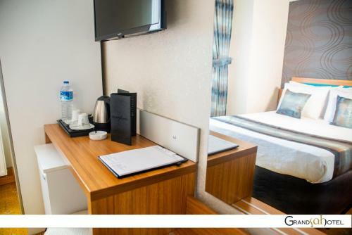 Hotel Grand ?ah Otel