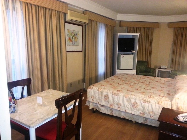 Hotel Dan Inn Cambu�