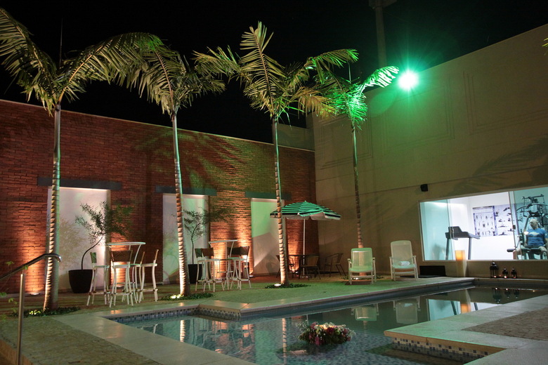 Oasis Tower Hotel