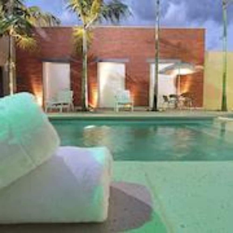 Oasis Tower Hotel