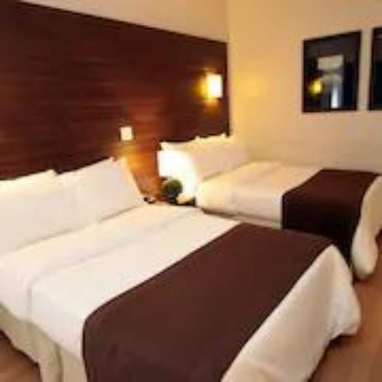 Oasis Tower Hotel