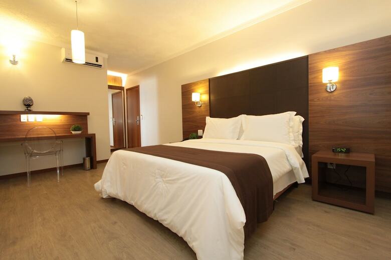 Oasis Tower Hotel
