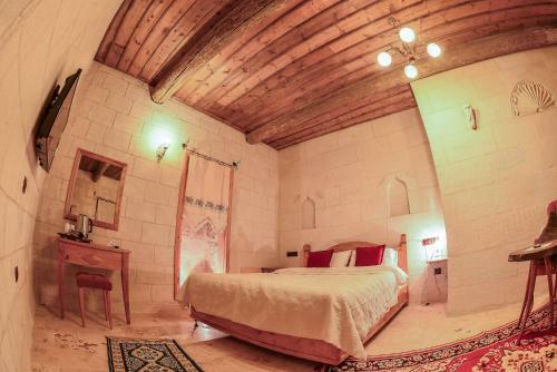 Mosaic Cave Hotel