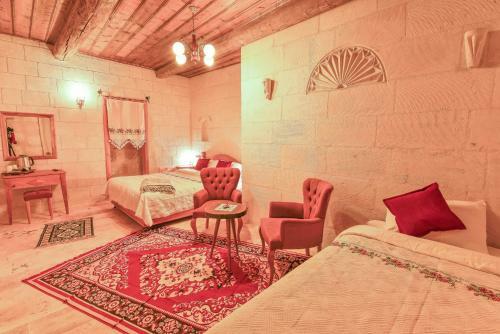 Mosaic Cave Hotel