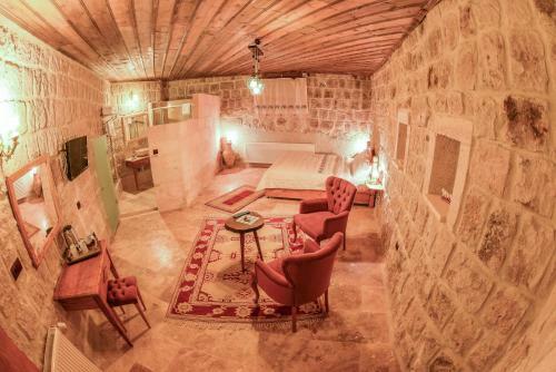 Mosaic Cave Hotel