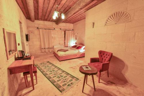 Mosaic Cave Hotel