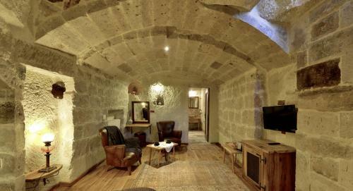 Hotel Seki Cave �avu?in