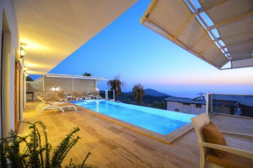 Villa Aliya