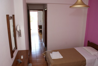 Stam & John Apartments