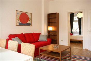 Hotel B! Apartments