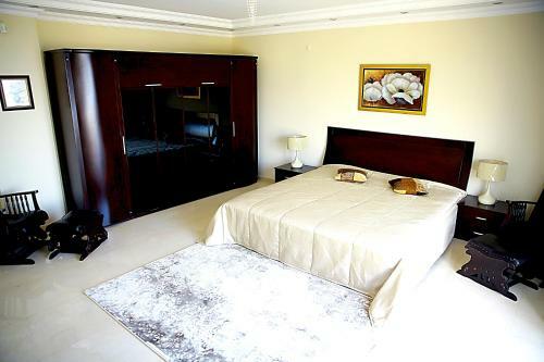 6 Bedroom Villa With Private Pool