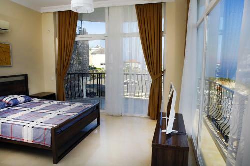 6 Bedroom Villa With Private Pool