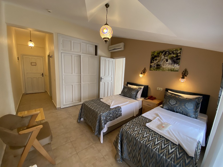 Portakal Hotel